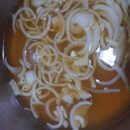 スープを作るときにトライしました。写真は玉ねぎを投入したところです。優しい味で美味しかったです。ありがとうございました。